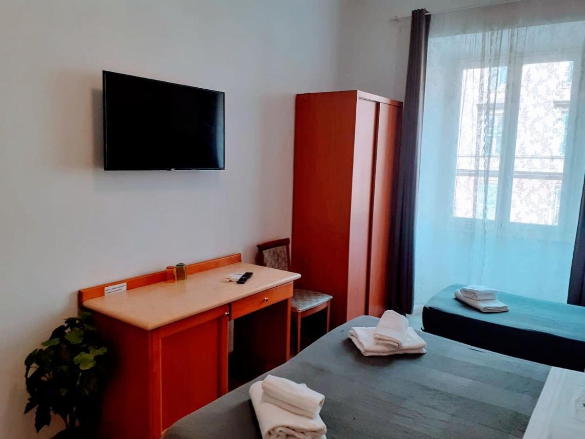 Napoleone Luxury Home Roma Bagian luar foto