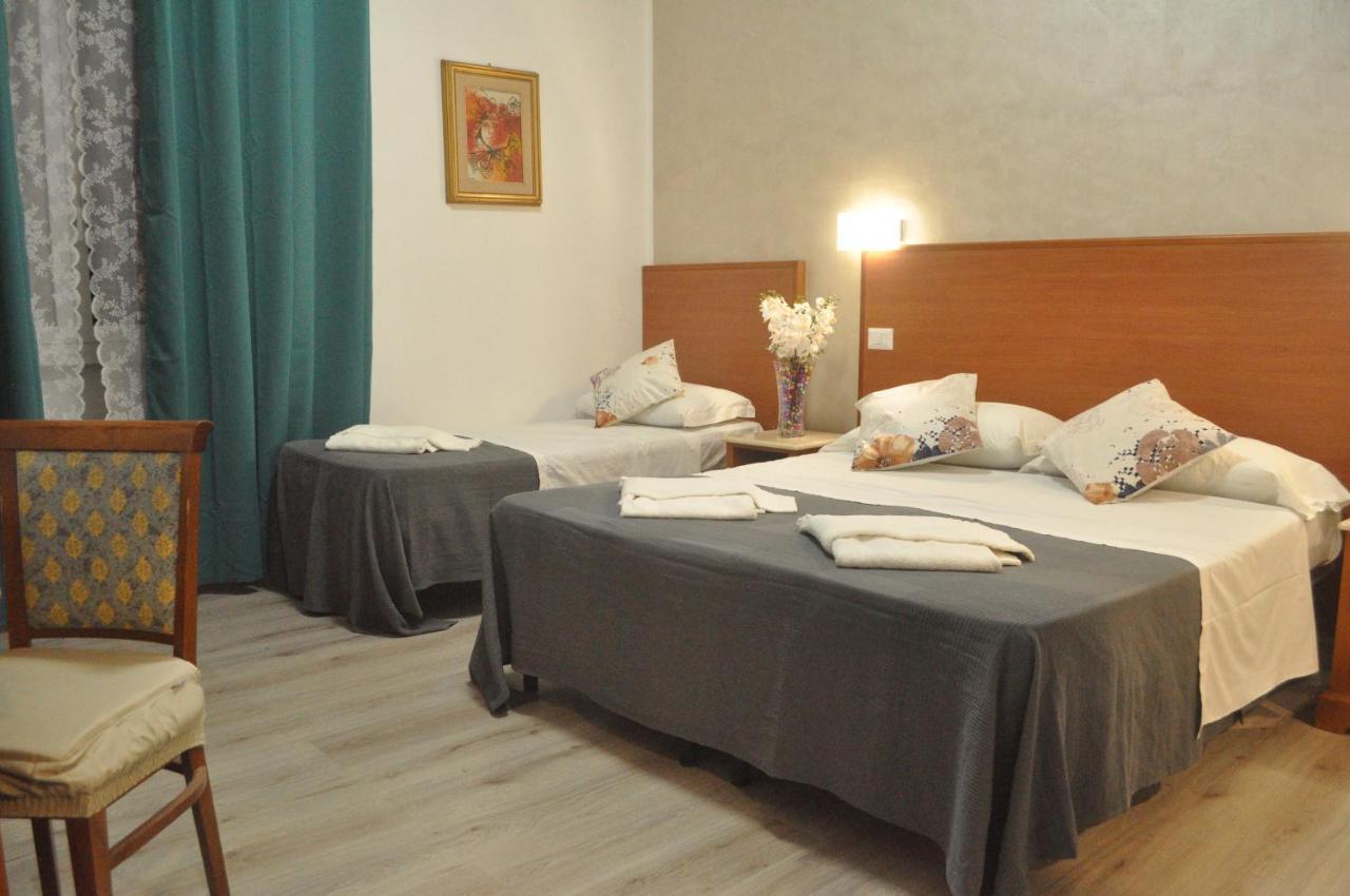 Napoleone Luxury Home Roma Bagian luar foto